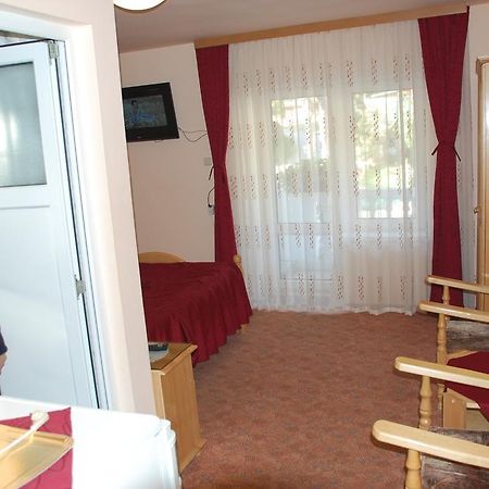 Pension Raluca Sinaia Exteriör bild